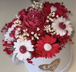 احتفال 5. (80AED)