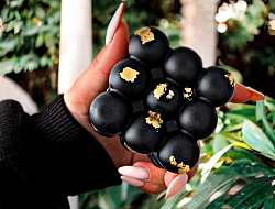 Bubble 5 .  (40AED)